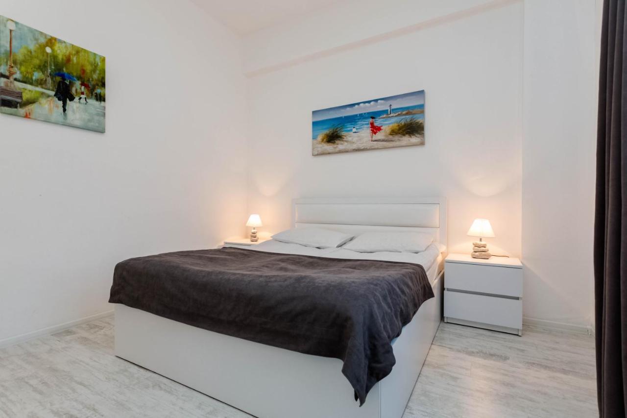 Luxury Apartment In The City Centre Tbilisi Exterior photo