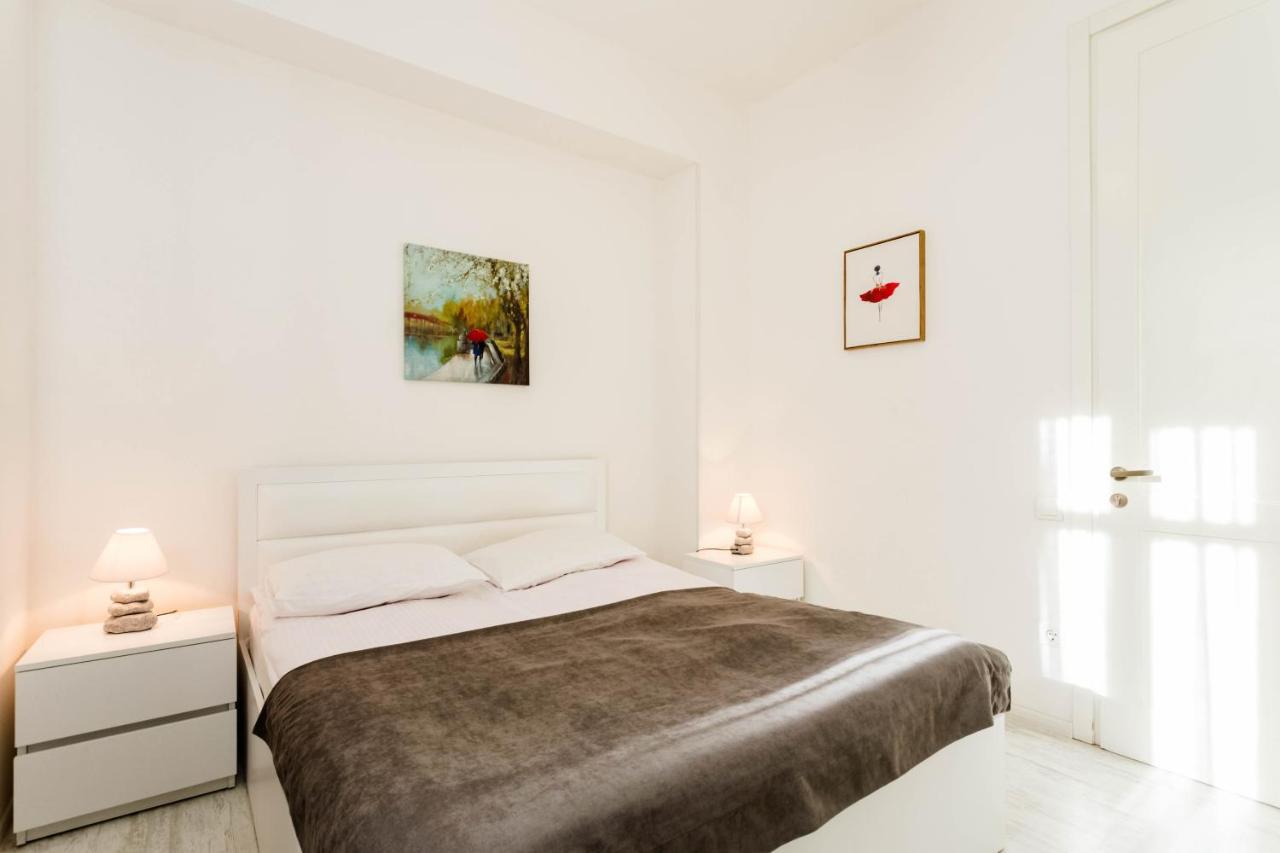 Luxury Apartment In The City Centre Tbilisi Exterior photo